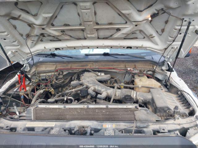 Ford F-550 Xl Image 9