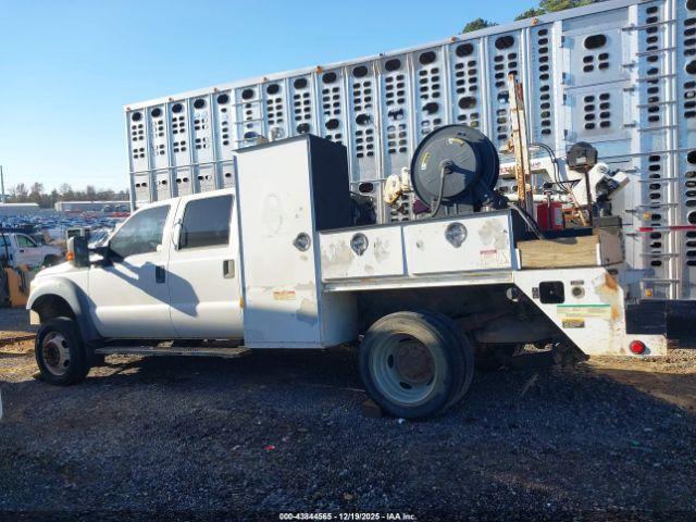 Ford F-550 Xl Image 13