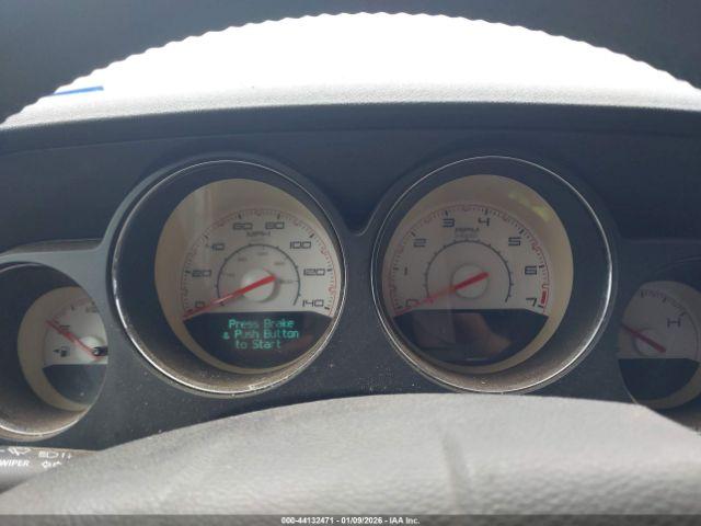 Dodge Challenger Sxt Image 7