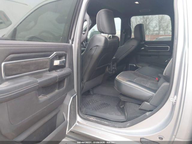 Ram 3500 Laramie  4x4 8' Box Image 2