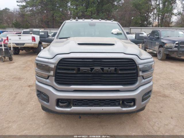 Ram 3500 Laramie  4x4 8' Box Image 13